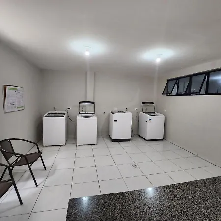 1 C/piscina Casa de férias