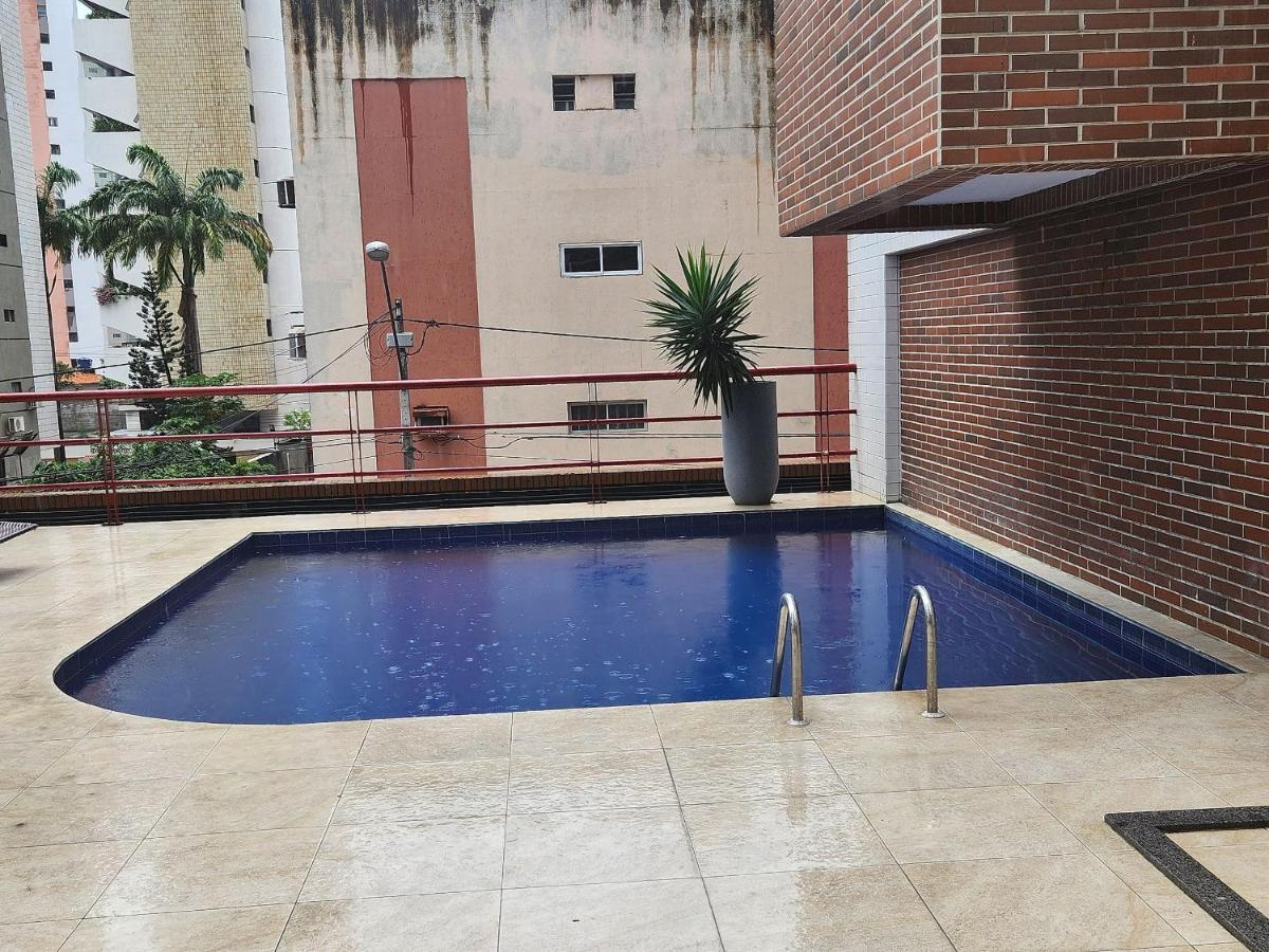 1 C/piscina Casa de férias